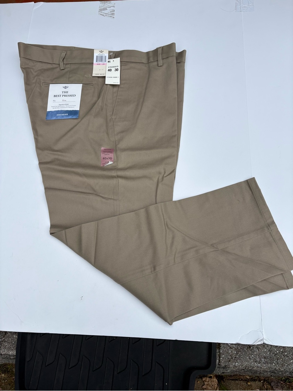 Dockers Men's Dress Pants in Khaki Tan -NEW- 40” x 30”-#casual#office#preppy